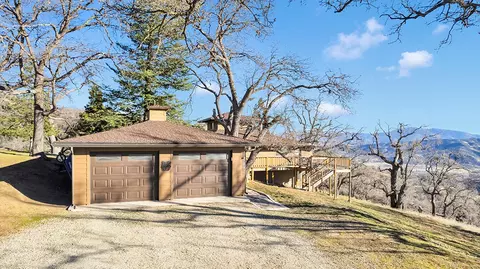 30151 Starland Dr, Tehachapi, CA 93561 photo 4