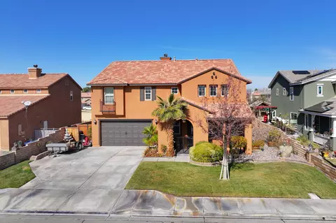 2323 Cypress St, Lancaster, CA 93535
