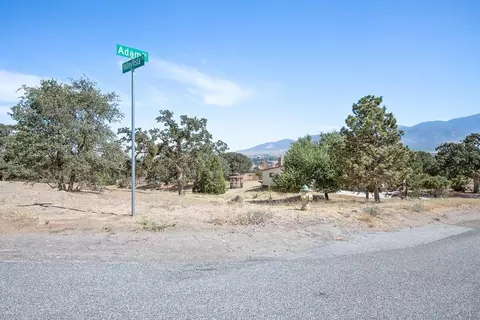 21933 Valley Vista Dr, Tehachapi, CA 93561 photo 4