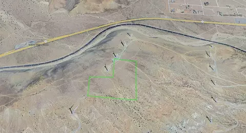 4899 Oak Creek Rd, Mojave, CA 93501 photo 8