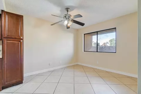 1835 Ave J 4 E #4, Lancaster, CA 93535 photo 7
