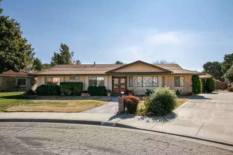 42843 Cherbourg Ln, Lancaster, CA 93536