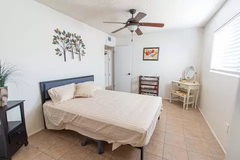 Bedroom - 222 Bartlett St, Tehachapi, CA 93561 photo 4 of 8