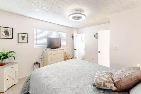 Bedroom - 222 Bartlett St, Tehachapi, CA 93561 photo 6 of 8