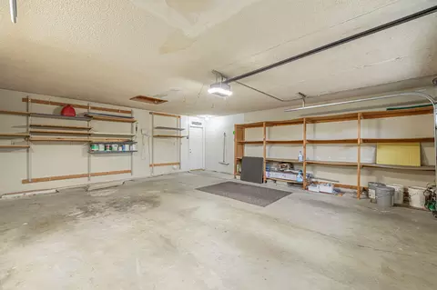 42921 Normandy Ln, Lancaster, CA 93536 photo 36
