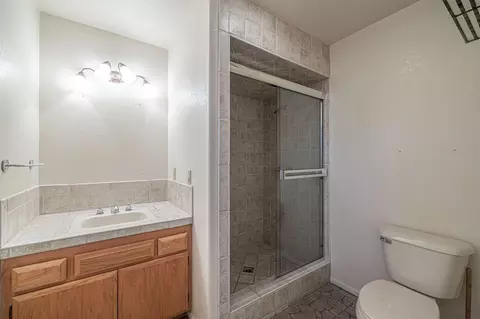 42921 Normandy Ln, Lancaster, CA 93536 photo 43
