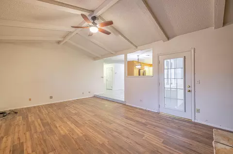 42921 Normandy Ln, Lancaster, CA 93536 photo 17
