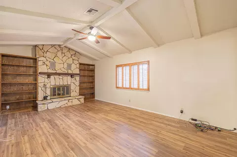 42921 Normandy Ln, Lancaster, CA 93536 photo 15