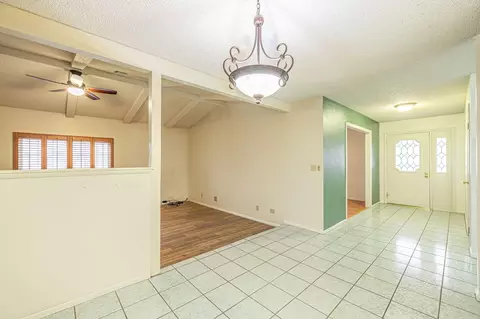 42921 Normandy Ln, Lancaster, CA 93536 photo 10