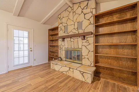 42921 Normandy Ln, Lancaster, CA 93536 photo 16