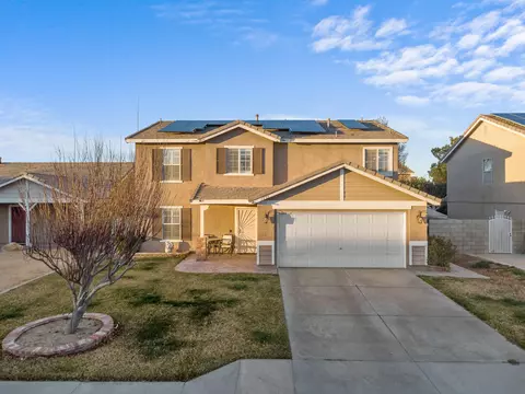 1553 Holguin St W, Lancaster, CA 93534