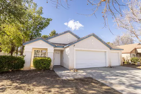 42425 La Gabriella Dr, Quartz Hill, CA 93536