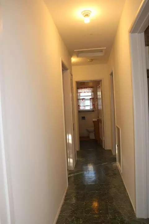 Entry Way - 109 216th St E, Carson, CA 90745 photo 1 of 1