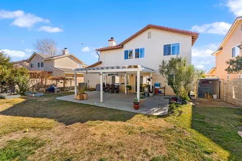 Exterior - 3105 Ave K 2 E, Lancaster, CA 93535 photo 5 of 8