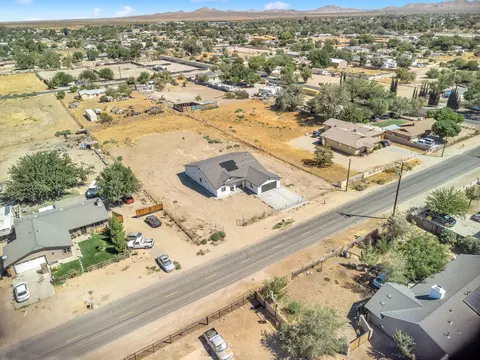 10333 Ave R 14 E, Littlerock, CA 93543 photo 2