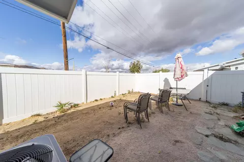 106 Glory Pl, Palmdale, CA 93550 photo 23