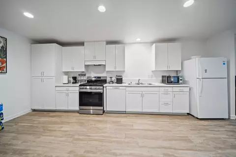 106 Glory Pl, Palmdale, CA 93550 photo 13