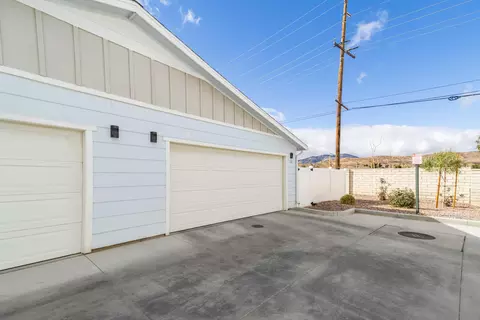 106 Glory Pl, Palmdale, CA 93550 photo 22