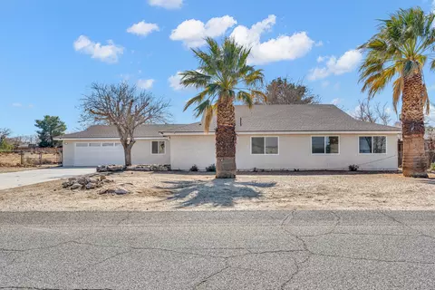17724 Mossdale Ave, Lancaster, CA 93535