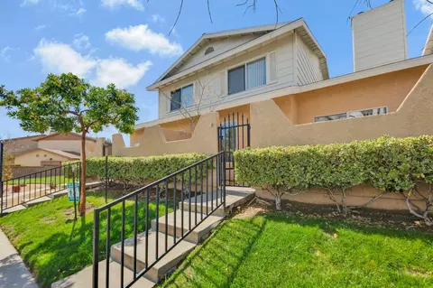 39239 10th St W UNIT B, Palmdale, CA 93551