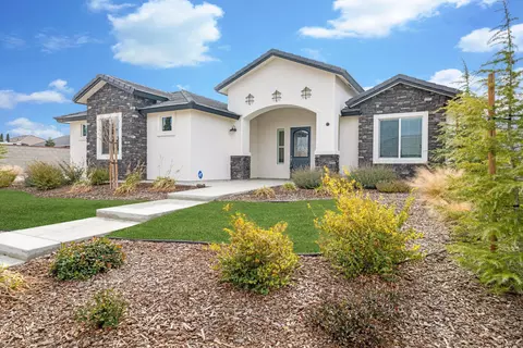410 Rosehaven Ln, Tehachapi, CA 93561