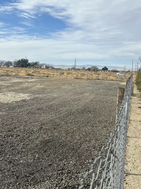 000 Division Ave F Ave E, Lancaster, CA 93535
