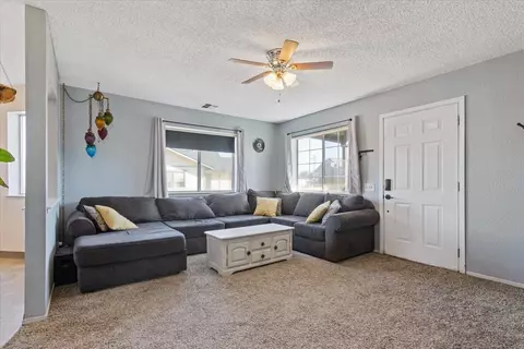 21671 Foothill Dr, Tehachapi, CA 93561 photo 7