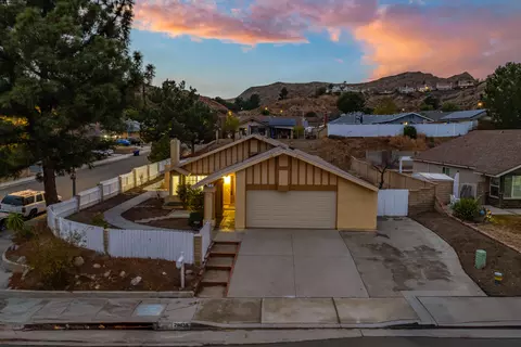 29835 Abelia Rd, Santa Clarita, CA 91387