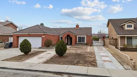 36915 Solvay St, Palmdale, CA 93552 photo 2