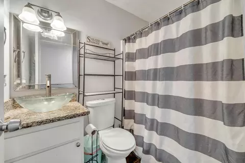 44536 Benald St, Lancaster, CA 93535 photo 9