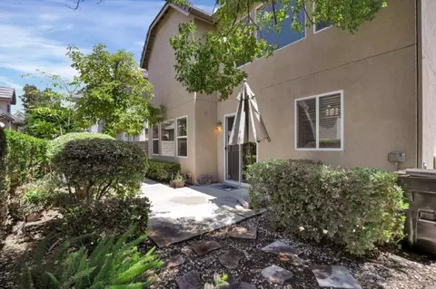 Exterior - 959 Matthews Ln, Brea, CA 92821 photo 4 of 4