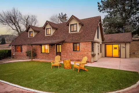 39935 90th St W, Leona Valley, CA 93551