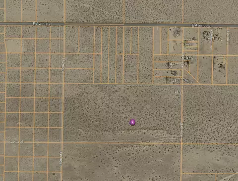 165 Th East J4, High Vista, CA 93535