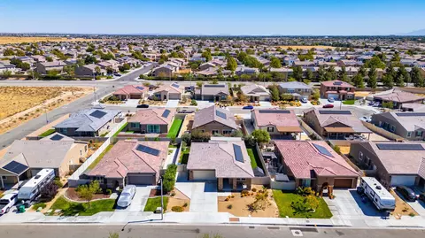 44142 Pagoda Way, Lancaster, CA 93536 photo 34