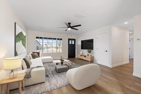 Living - 40348 179th St E, Palmdale, CA 93591 photo 1 of 2