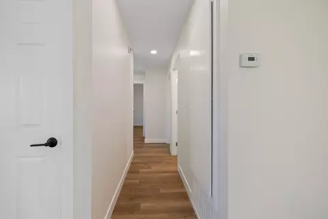 Entry Way - 40348 179th St E, Palmdale, CA 93591 photo 1 of 2