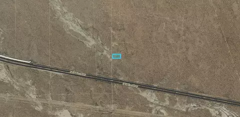 30 Th St E, Mojave, CA 93501 photo 3