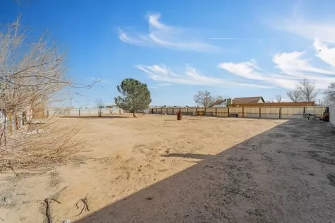 16976 Hillcrest Ave, North Edwards, CA 93523 photo 47