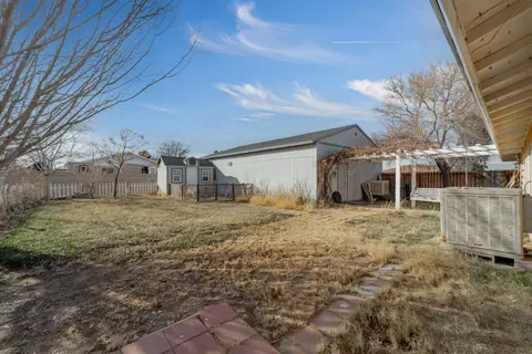 16976 Hillcrest Ave, North Edwards, CA 93523 photo 49