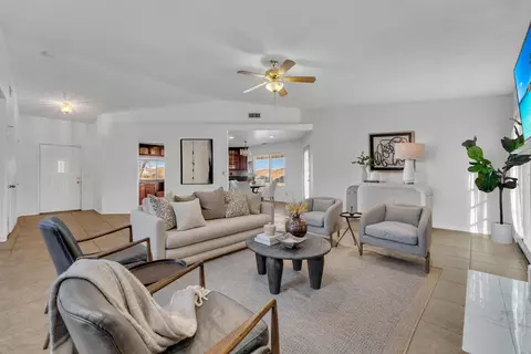 16976 Hillcrest Ave, North Edwards, CA 93523 photo 5
