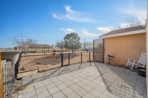 16976 Hillcrest Ave, North Edwards, CA 93523 photo 41