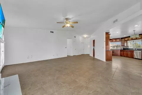 16976 Hillcrest Ave, North Edwards, CA 93523 photo 12