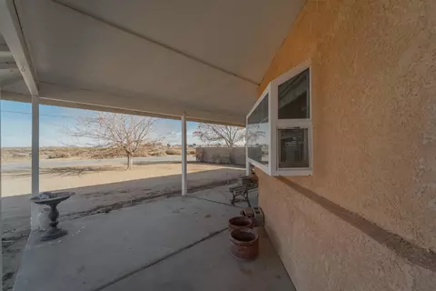 16976 Hillcrest Ave, North Edwards, CA 93523 photo 39