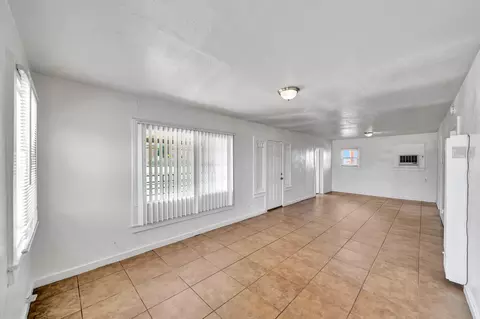 351-363 Avenue K E, Lancaster, CA 93535 photo 15