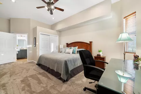 Bedroom - 23831 Lakeview Dr, Tehachapi, CA 93561 photo 6 of 6