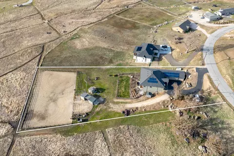 View/Area - 23831 Lakeview Dr, Tehachapi, CA 93561 photo 3 of 6