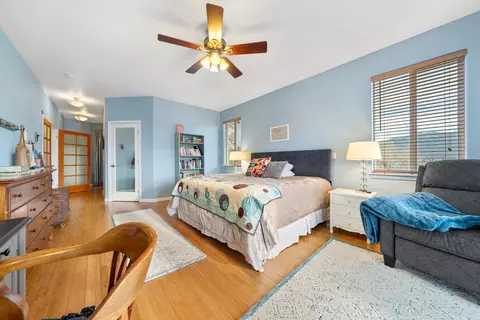 Bedroom - 23831 Lakeview Dr, Tehachapi, CA 93561 photo 2 of 6