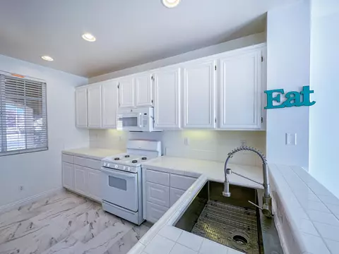 45603 Coventry Ct, Lancaster, CA 93534 photo 6