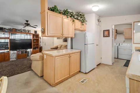 2121 Avenue I E #SPC 75, Lancaster, CA 93535 photo 11