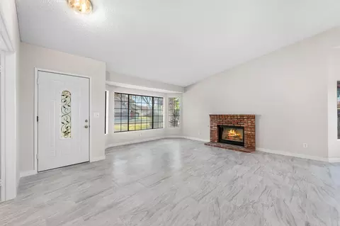 5373 Katrina Pl, Palmdale, CA 93552 photo 7